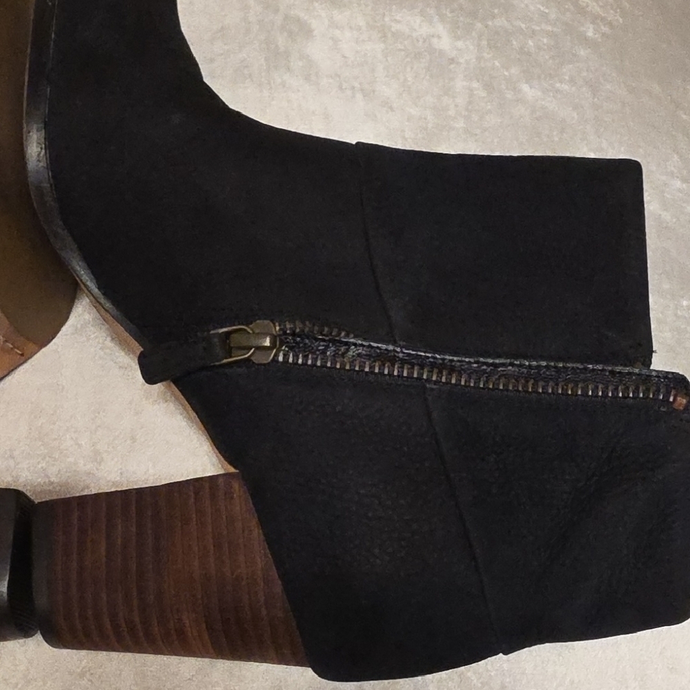 Cole Haan Black Ankle Boots with Tan Heel - Picture 5 of 11